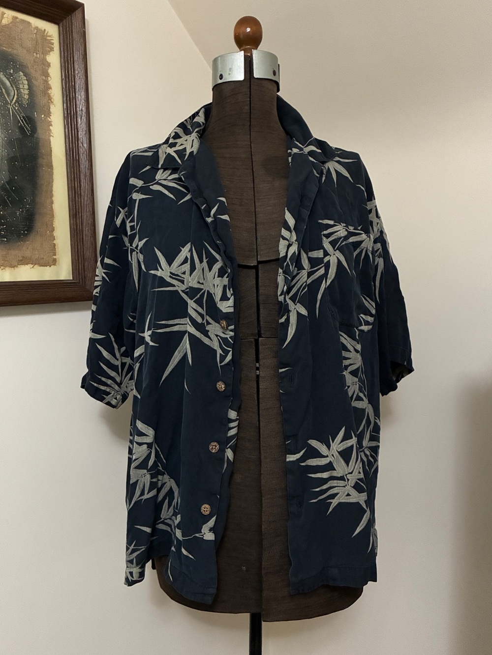 Vintage Tommy Bahama 100% Silk Bamboo Print Aloha Shirt